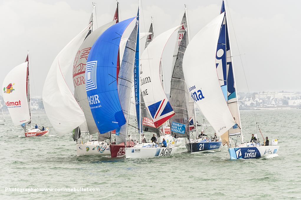 AG2R le jour du départ à Concarneau